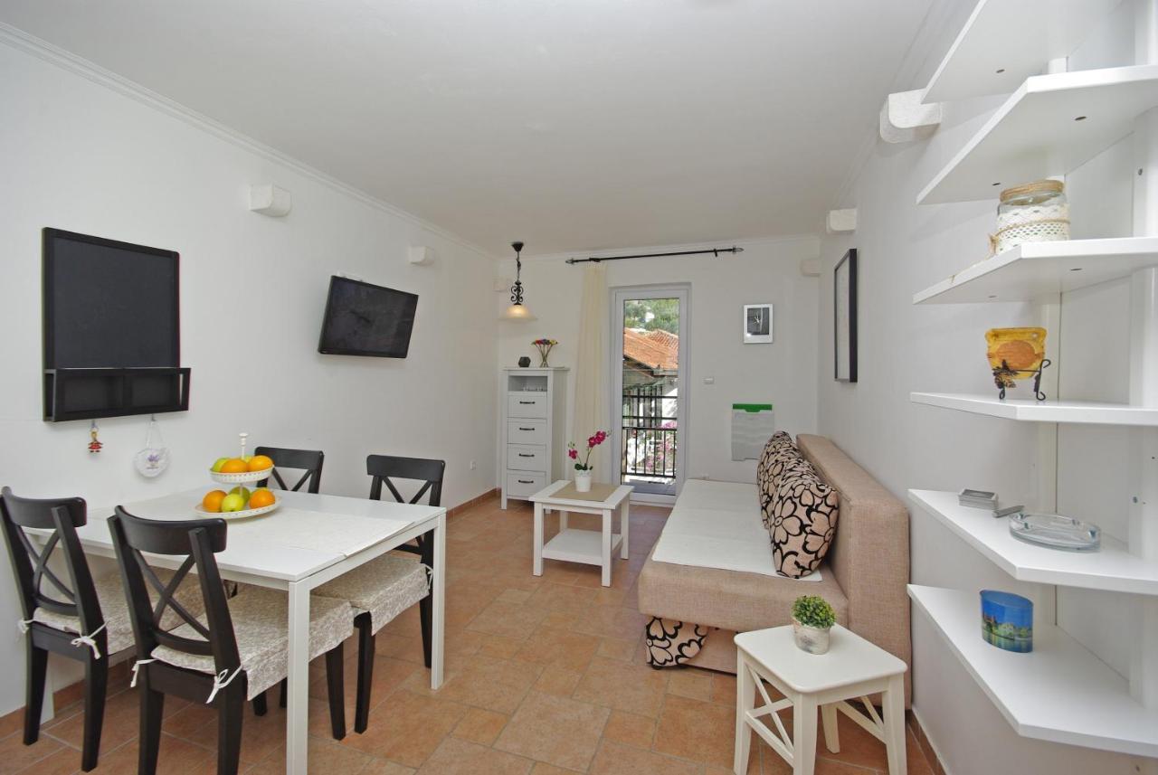 Steinhaus Dalmatien Appartement Podaca