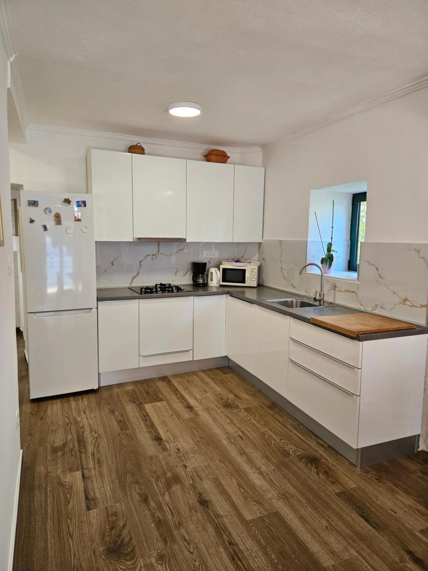 Steinhaus Dalmatien Appartement Podaca